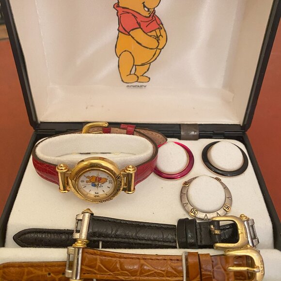 Vintage Winnie the Pooh watch with box. Interchangable bands and bezels - Picture 1 of 6